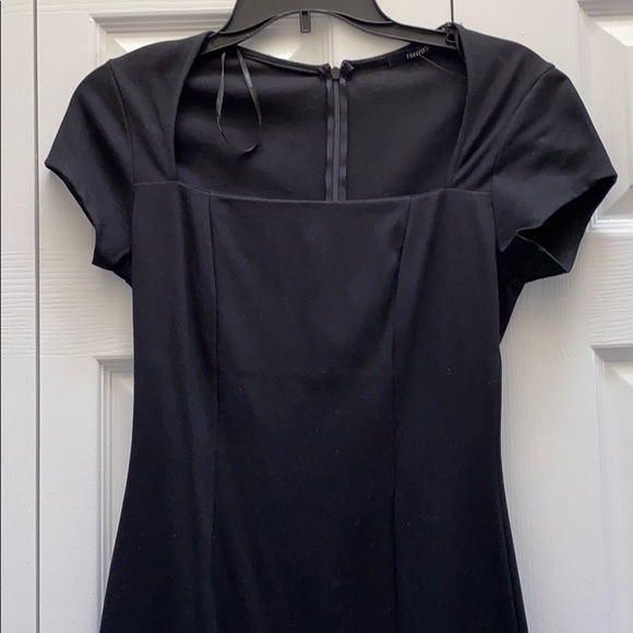 Dress - Picture 2 of 6